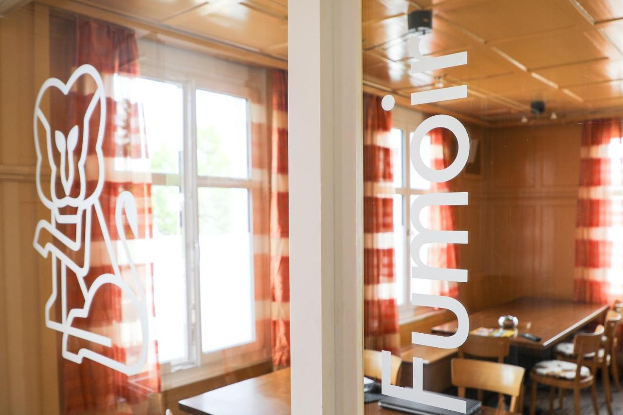 Hotel Loewen Niederuzwil Bagian luar foto