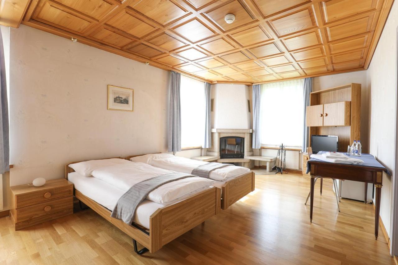 Hotel Loewen Niederuzwil Bagian luar foto